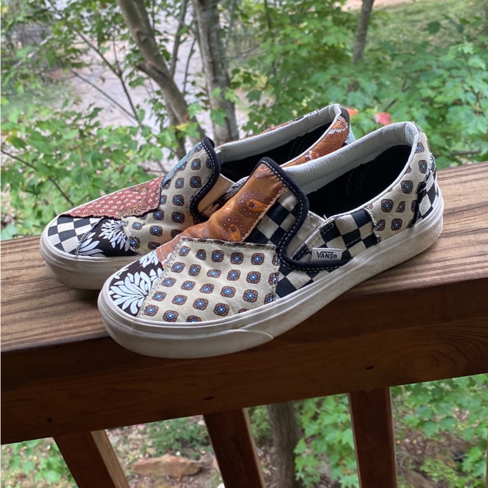 Vans paisley print slip on